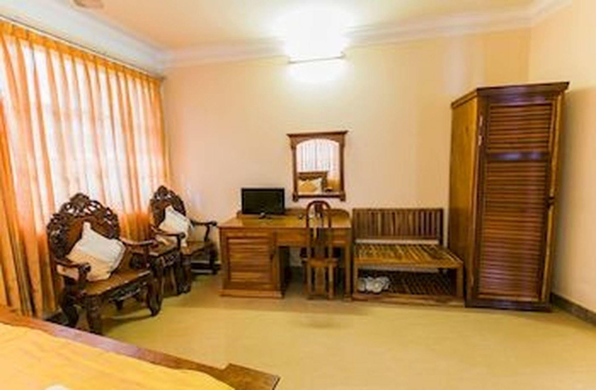 Asia Hotel Battambang Eksteriør billede