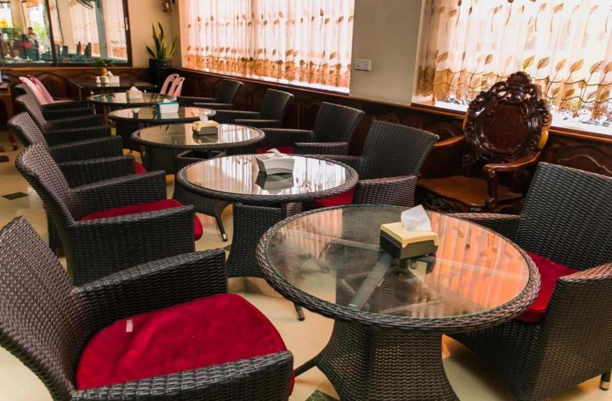 Asia Hotel Battambang Eksteriør billede